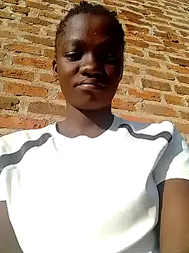 Snapshot of shape30 chatting on January 16, 5:00 am shape30 online show from January 16, 5:00 am