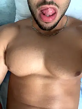 pimentfort77 online show from September 14, 10:48 am