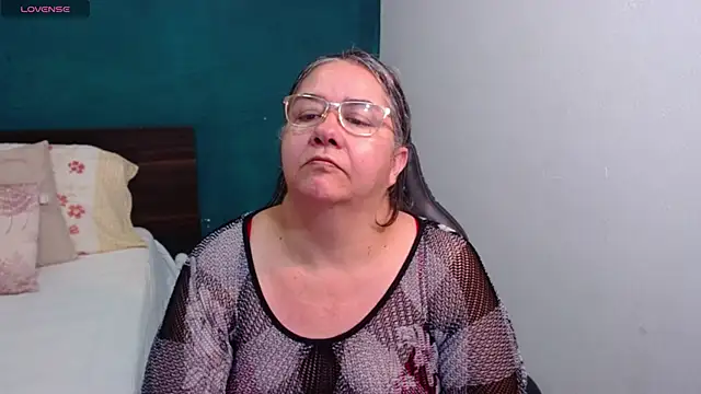 scaelettdubois online show from March 6, 12:49 am