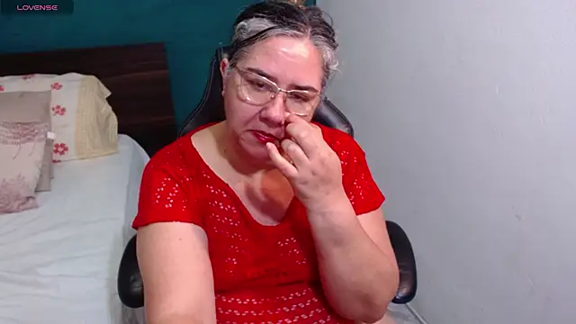 scaelettdubois online show from March 8, 2:04 am