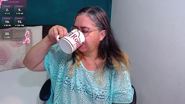 scaelettdubois online show from February 16, 12:48 pm