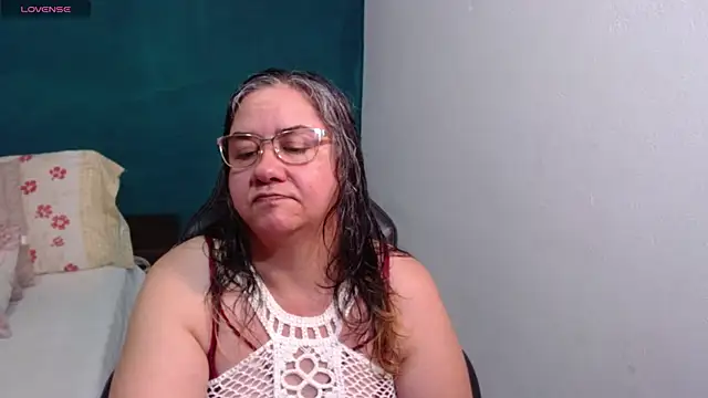 scaelettdubois online show from April 13, 12:14 am