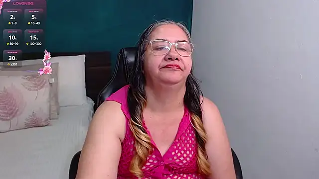 scaelettdubois online show from January 14, 1:20 am