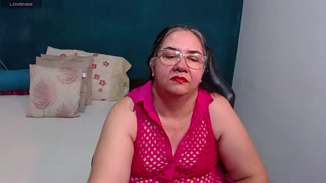 scaelettdubois online show from April 3, 1:34 am