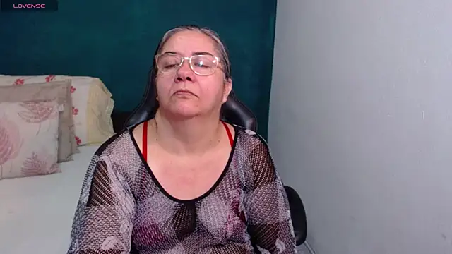 scaelettdubois online show from March 30, 12:56 am