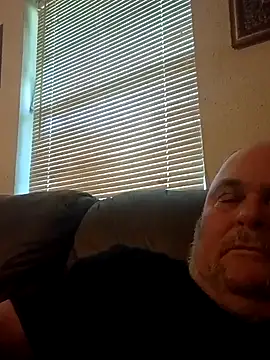 jamestexas online show from April 19, 5:58 pm