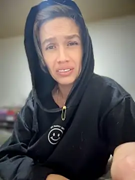 sexymarilyncolombia online show from May 17, 4:23 am