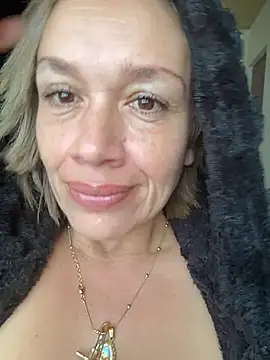 sexymarilyncolombia online show from April 2, 1:29 pm