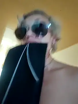 Snapshot of sexymarilyncolombia chatting on March 2, 7:30 pm sexymarilyncolombia online show from March 2, 7:30 pm