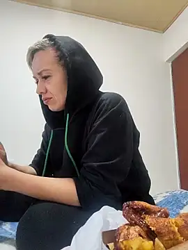 Snapshot of sexymarilyncolombia chatting on March 15, 10:22 pm sexymarilyncolombia online show from March 15, 10:22 pm