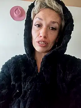 Snapshot of sexymarilyncolombia chatting on February 25, 7:06 pm sexymarilyncolombia online show from February 25, 7:06 pm
