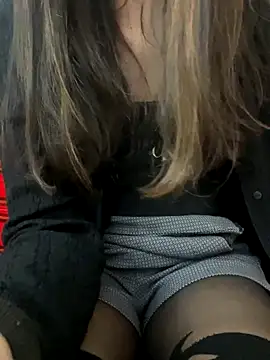 SHARONRodrig online show from December 21, 9:15 pm