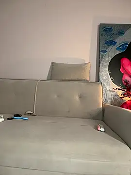 MariaTull online show from April 17, 5:05 pm