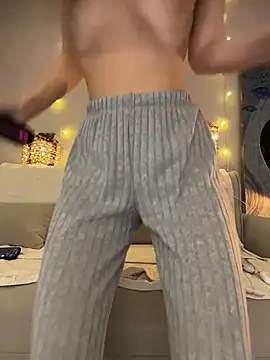 Snapshot of MariaTull chatting on December 16, 5:50 pm MariaTull online show from December 16, 5:50 pm