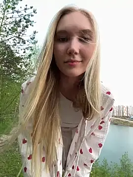 MariaTull online show from May 7, 3:15 pm