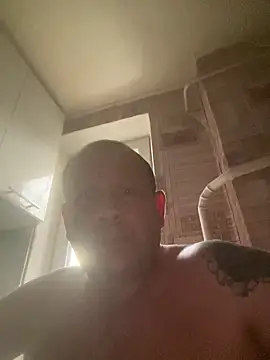 1981-AZ online show from February 14, 5:40 am