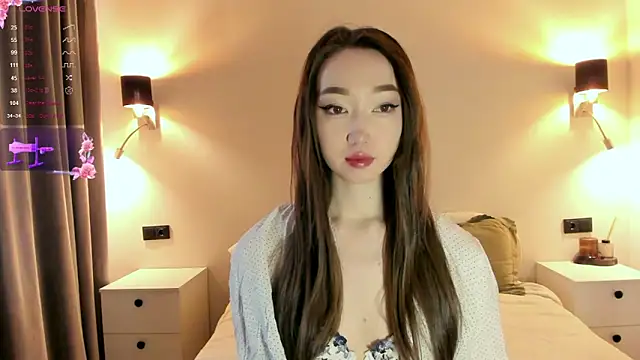 Snapshot of _luna_022 chatting on December 18, 3:55 am luna 022 online show from December 18, 3:55 am