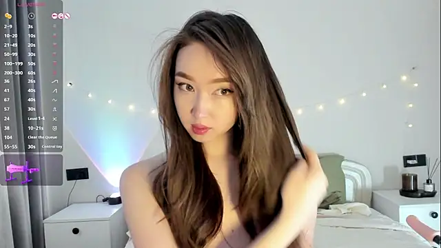 Snapshot of _luna_022 chatting on September 15, 4:24 am luna 022 online show from September 15, 4:24 am