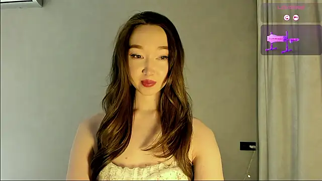 Snapshot of _luna_022 chatting on February 22, 1:24 pm luna 022 online show from February 22, 1:24 pm