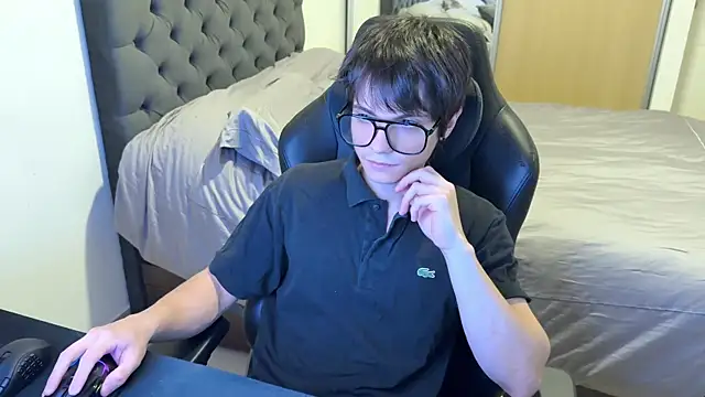 SasukeUhchiaa online show from March 11, 11:47 pm