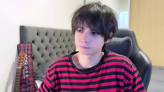 SasukeUhchiaa online show from December 2, 5:10 pm