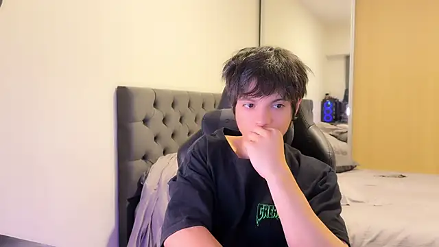 SasukeUhchiaa online show from March 19, 12:37 am