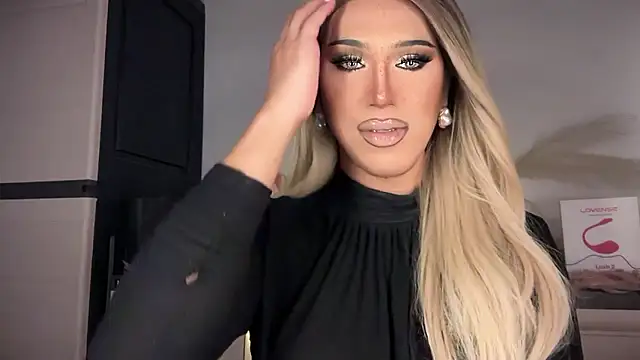 Ts glamxxxx online show from January 10, 12:06 am