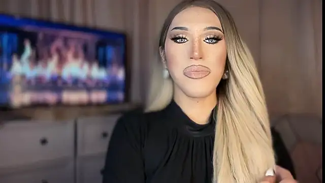 Ts glamxxxx online show from April 12, 10:07 am