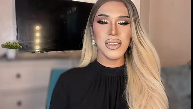 Ts glamxxxx online show from March 8, 2:37 am