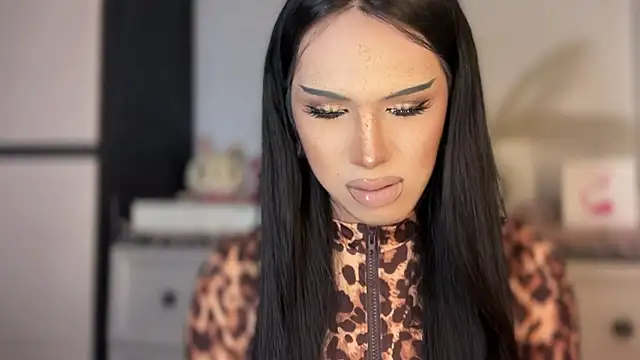 Ts glamxxxx online show from February 18, 1:03 am