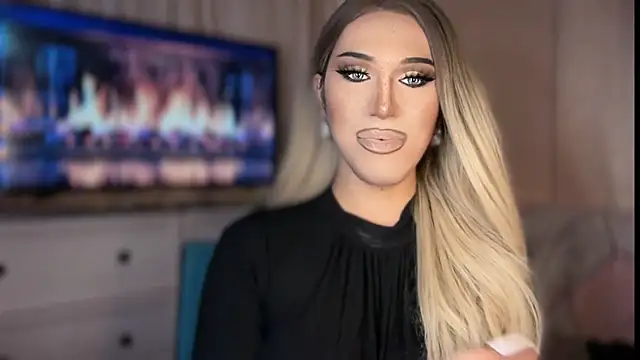 Ts glamxxxx online show from April 10, 11:28 am