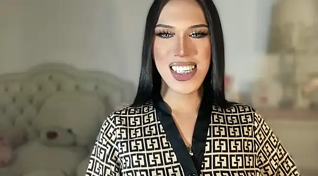 Snapshot of Ts_glamxxxx chatting on March 1, 7:30 am Ts glamxxxx online show from March 1, 7:30 am