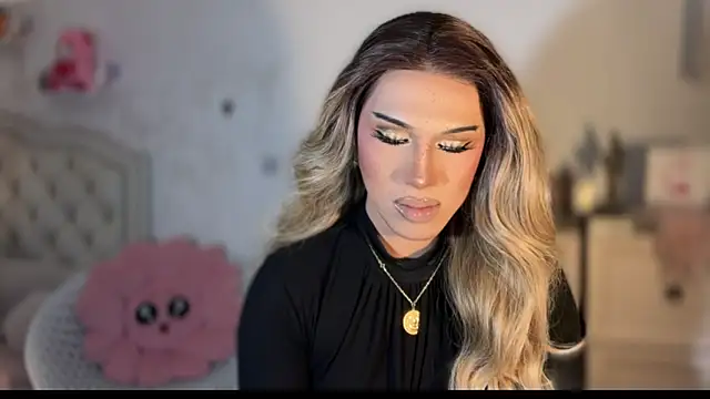 Snapshot of Ts_glamxxxx chatting on September 16, 12:44 am Ts glamxxxx online show from September 16, 12:44 am