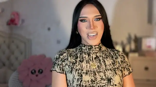 Snapshot of Ts_glamxxxx chatting on September 20, 1:32 am Ts glamxxxx online show from September 20, 1:32 am