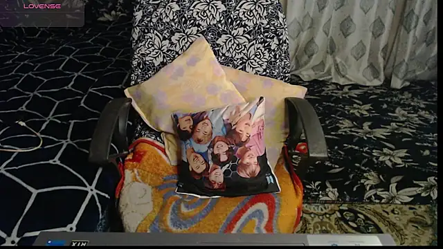 Snapshot of sexyrihana1 chatting on March 6, 7:58 am sexyrihana1 online show from March 6, 7:58 am