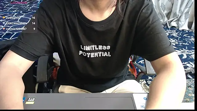 Snapshot of sexyrihana1 chatting on February 28, 1:47 pm sexyrihana1 online show from February 28, 1:47 pm