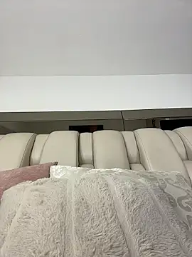 ALISSON FOXXX1 online show from April 5, 10:49 pm