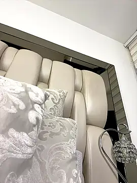 ALISSON FOXXX1 online show from January 7, 10:48 pm