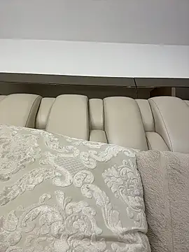 ALISSON FOXXX1 online show from February 28, 10:53 pm