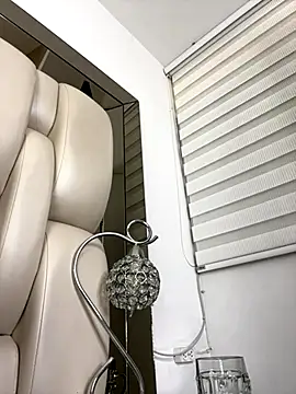 ALISSON FOXXX1 online show from October 29, 10:52 pm