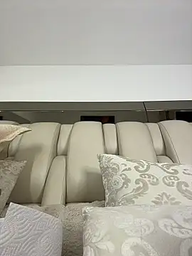 ALISSON FOXXX1 online show from April 14, 10:48 pm