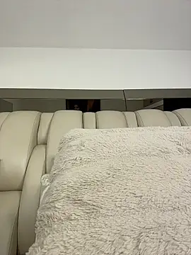 ALISSON FOXXX1 online show from April 9, 11:00 pm