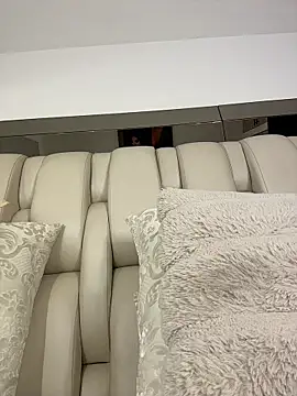 ALISSON FOXXX1 online show from April 11, 12:07 am