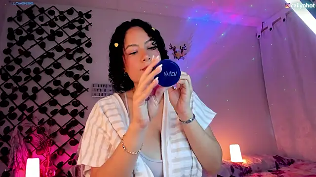 cailynhot online show from January 12, 10:47 pm