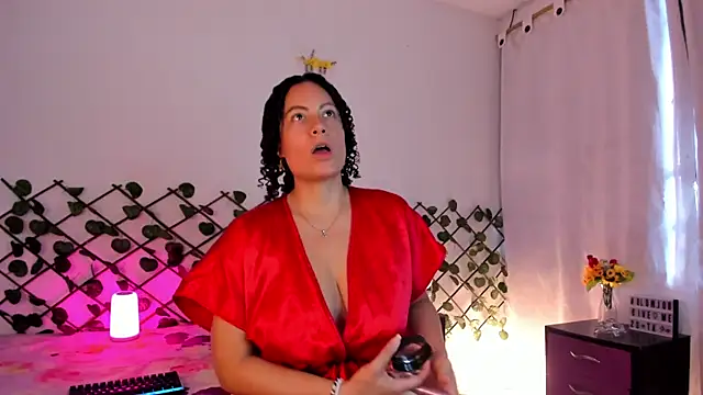 cailynhot online show from May 9, 9:51 pm
