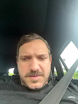 JonJ0 online show from November 14, 2:43 pm