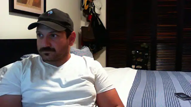 JonJ0 online show from November 15, 4:00 pm