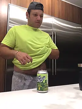 JonJ0 online show from October 4, 9:22 am