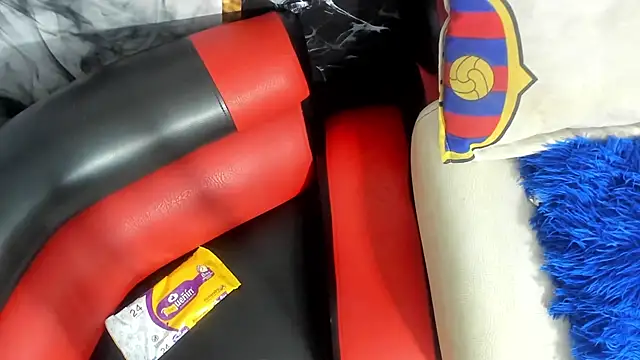 miacam-hot online show from November 19, 3:45 pm