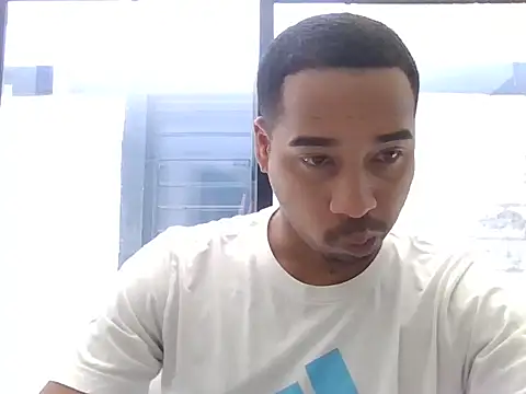 Juninho10c online show from November 4, 4:44 pm